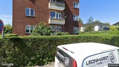 Lejligheder til salg i Charlottenlund - Foto fra Google Street View