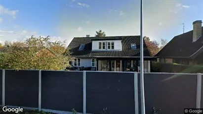 Lejligheder til salg i Lille Skensved - Foto fra Google Street View