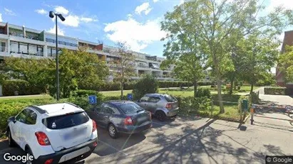 Lejligheder til salg i Taastrup - Foto fra Google Street View Lejligheder til salg i Taastrup - Foto fra Google Street View