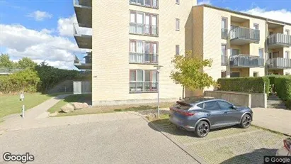Lejligheder til salg i Taastrup - Foto fra Google Street View Lejligheder til salg i Taastrup - Foto fra Google Street View
