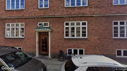 Lejligheder til salg i Charlottenlund - Foto fra Google Street View Lejligheder til salg i Charlottenlund - Foto fra Google Street View