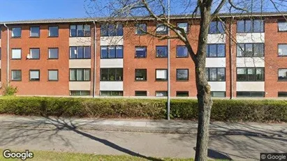 Lejligheder til salg i Taastrup - Foto fra Google Street View Lejligheder til salg i Taastrup - Foto fra Google Street View