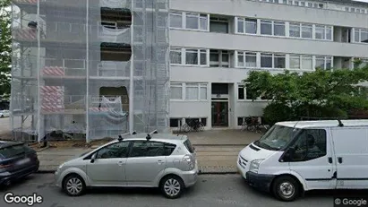 Lejligheder til salg i Charlottenlund - Foto fra Google Street View Lejligheder til salg i Charlottenlund - Foto fra Google Street View